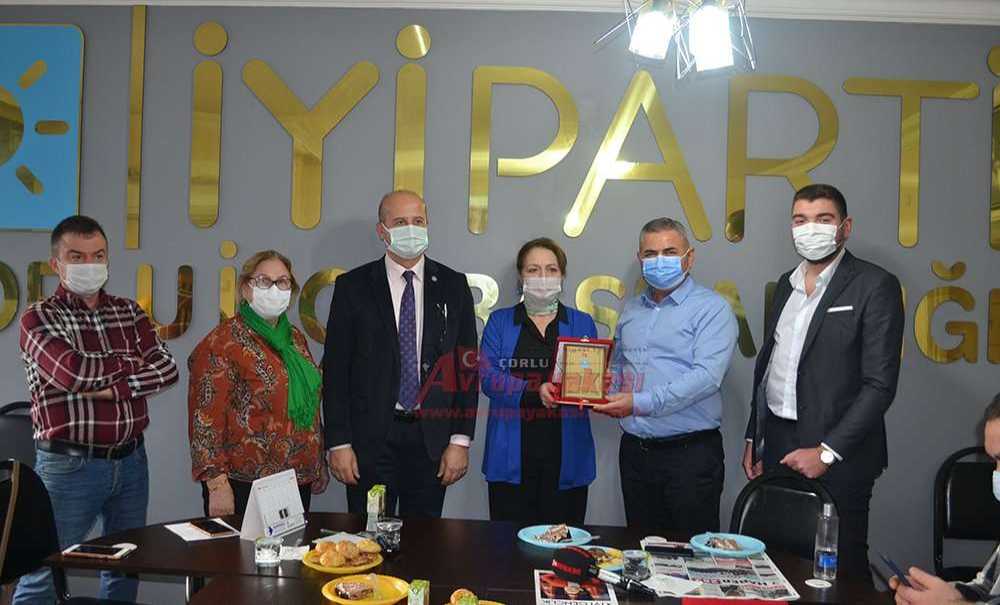 İyi Parti Aylık Basın Toplantısını Gerçekleştirdi