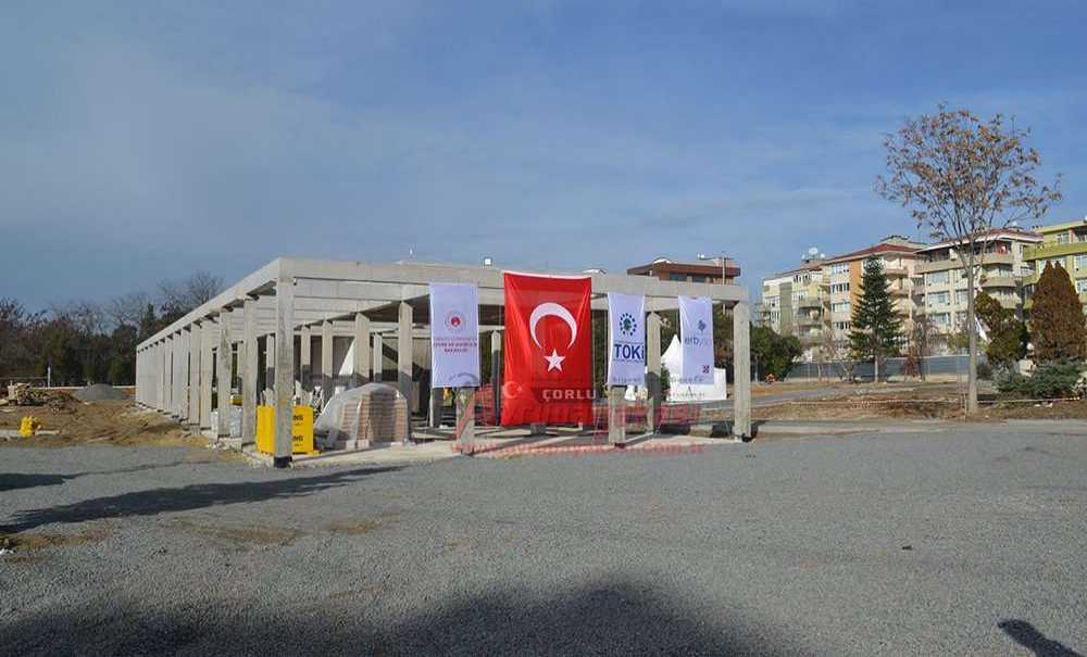 Bakan Kurum, Millet Bahçesi'ni İnceledi