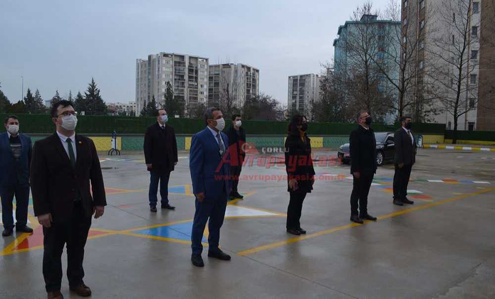 Okullarda İstiklal Marşı Sesleri Tekrar Yükseldi