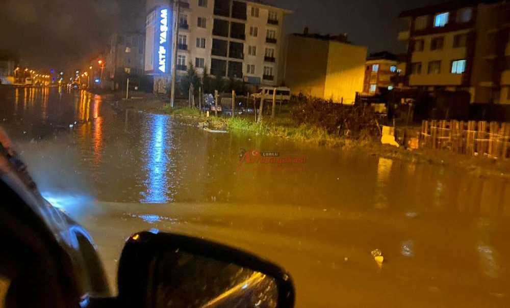 Çorlu Aşırı Sağanak Yağışa Teslim Oldu