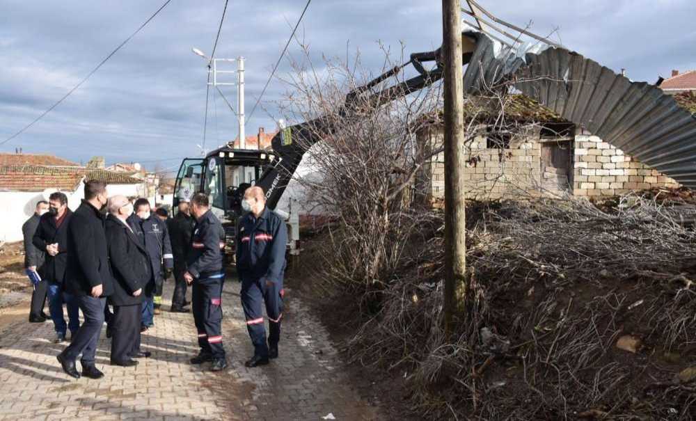 Albayrak Fırtınadan Etkilenen Bölgelerde İnceleme Yaptı