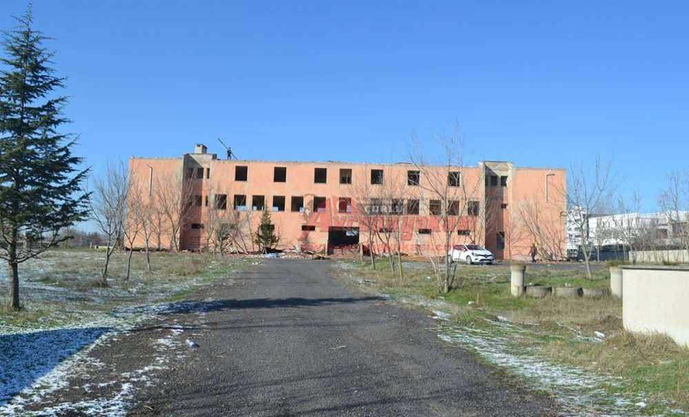 “O Bina Sonunda Yıkılıyor”