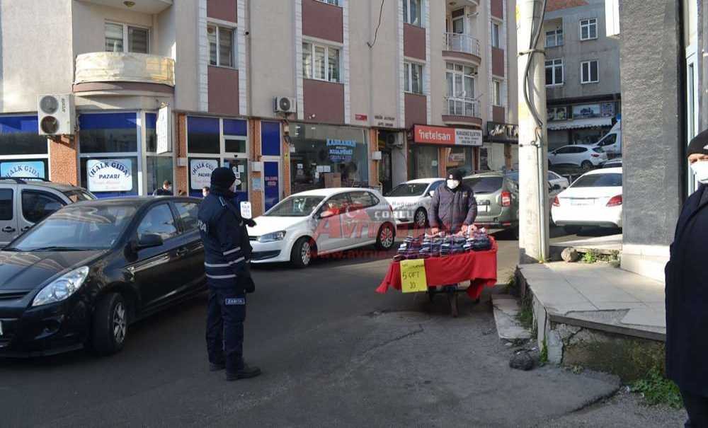 Usulsüz Tezgâh Açanlara Zabıta Ekipleri Geçit Vermedi