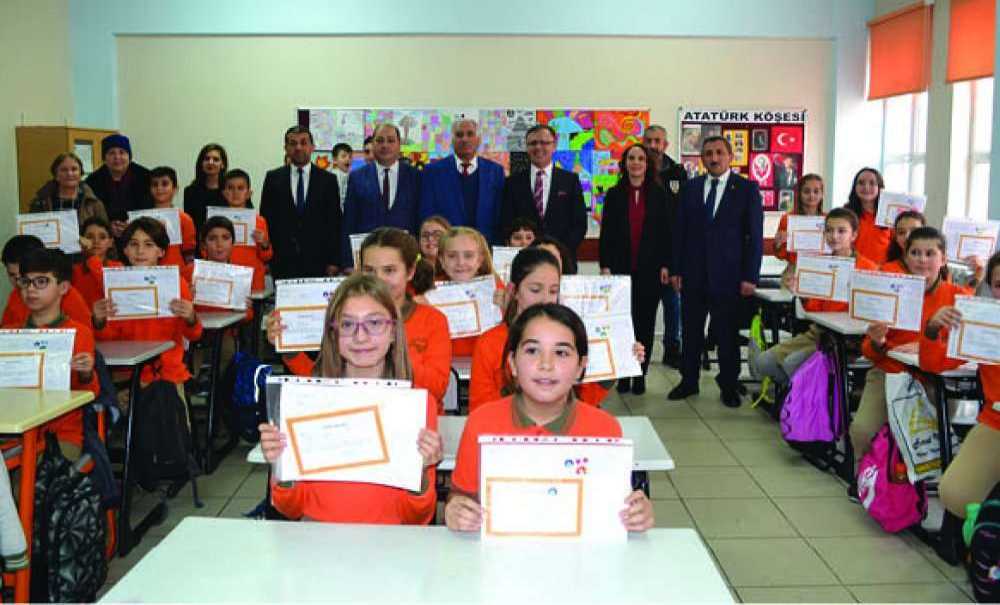 Çorlu'da 51 Bin Öğrenci Dijital Karnelerini Aldı