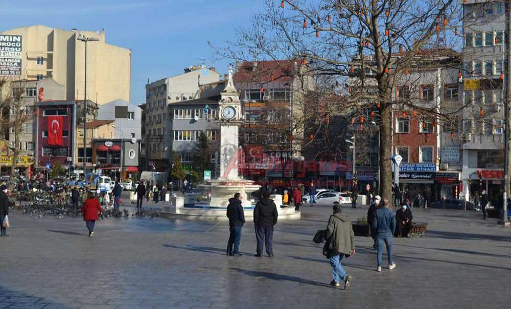 Havalar Isınmaya Başladı Vatandaşlar Kendini Dışarı Attı