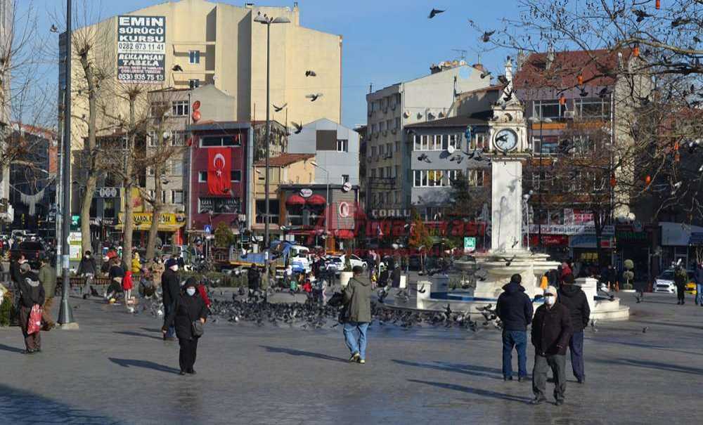 Havalar Isınmaya Başladı Vatandaşlar Kendini Dışarı Attı