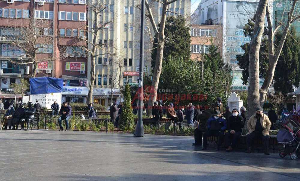 Havalar Isınmaya Başladı Vatandaşlar Kendini Dışarı Attı