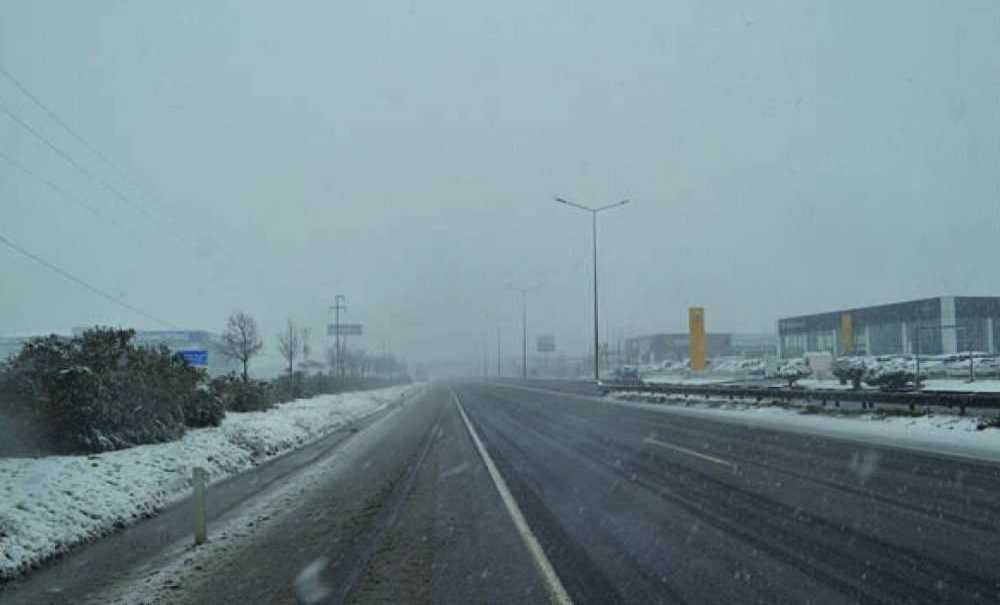 Çorlu Beyaza Büründü