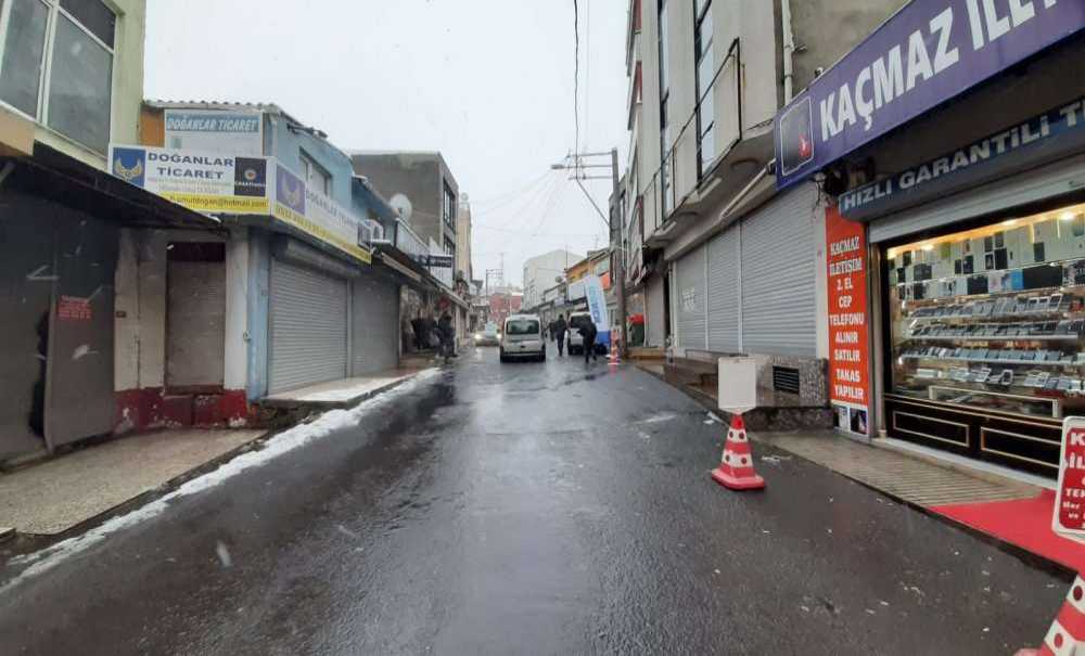 Saray Caddesi Kan Kaybetmeye Devam Ediyor