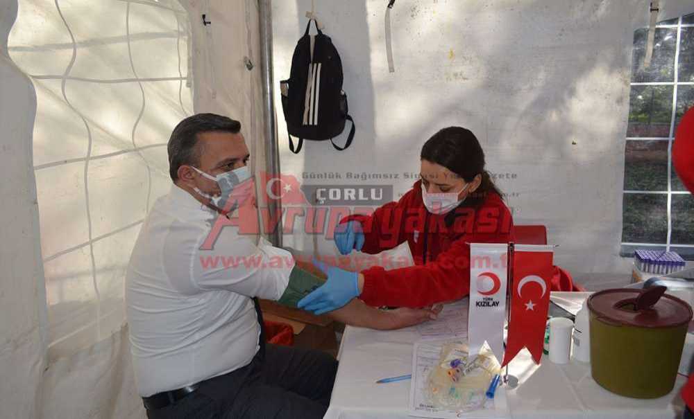 Herkesi Kan Vermeye Çağırıyoruz