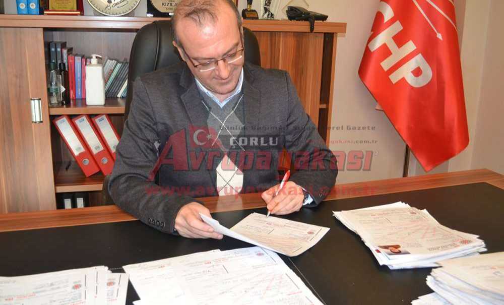 “İstifalar Yok, Partiye Üye Olanlar Var”