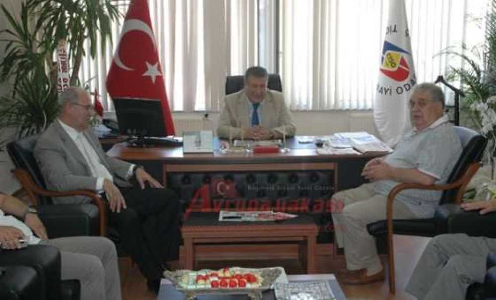 Emlakçılardan Ticaret Odasına Ziyaret