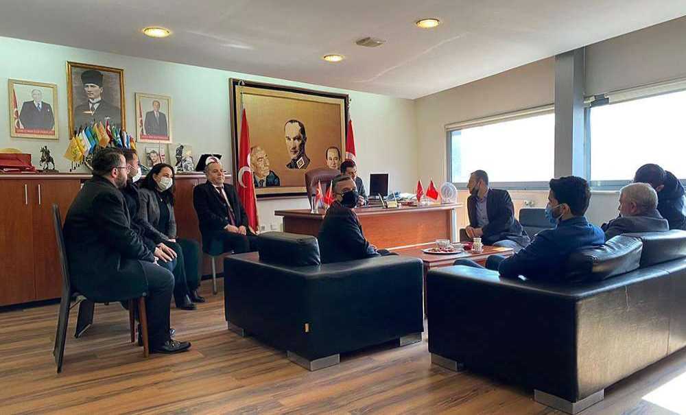 Ak Parti'den Mhp'ye Ziyaret