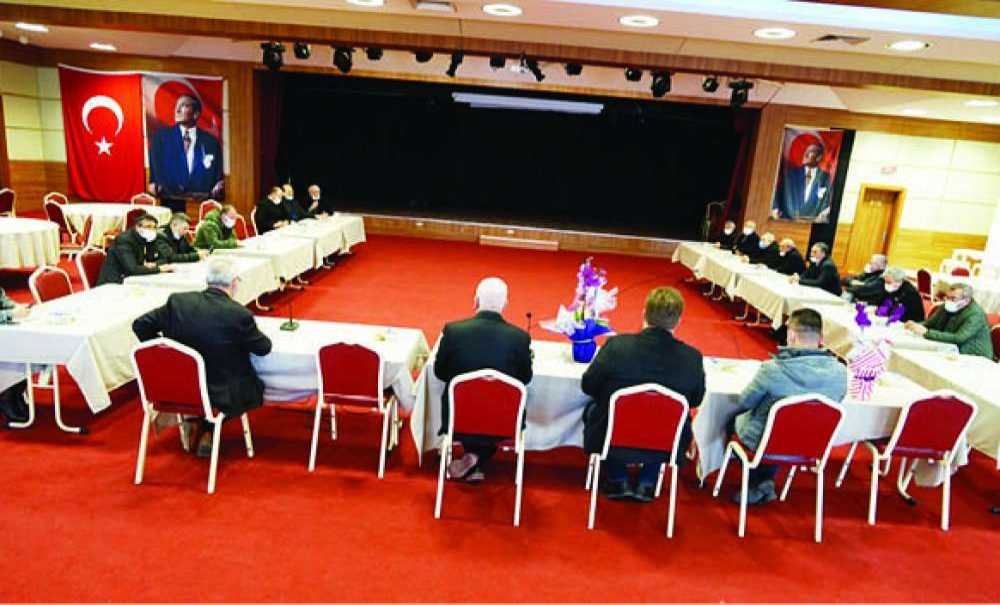 Muhtarlardan Başkan Yüksel'e Geçmiş Olsun Ziyareti