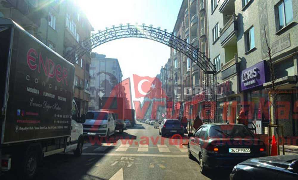 “Süsleme Yerine Trafik Sorununu Çözselerdi”