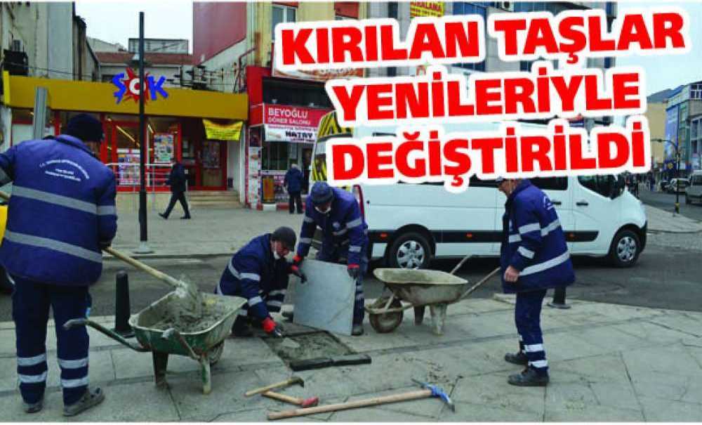 Kırılan Taşlar Yenileriyle Değiştirildi