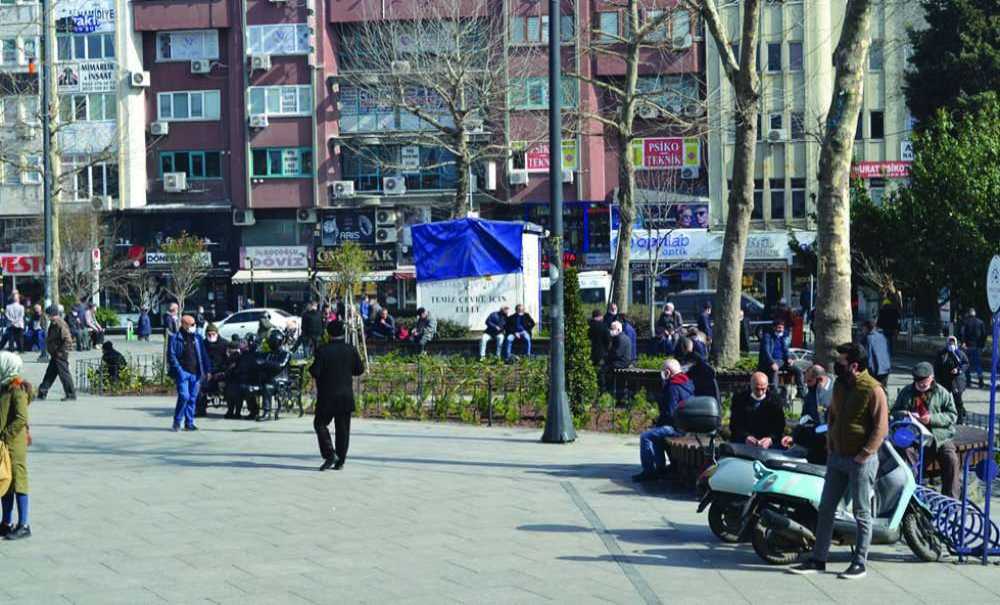 Havalar Isında Kalabalıklar Arttı