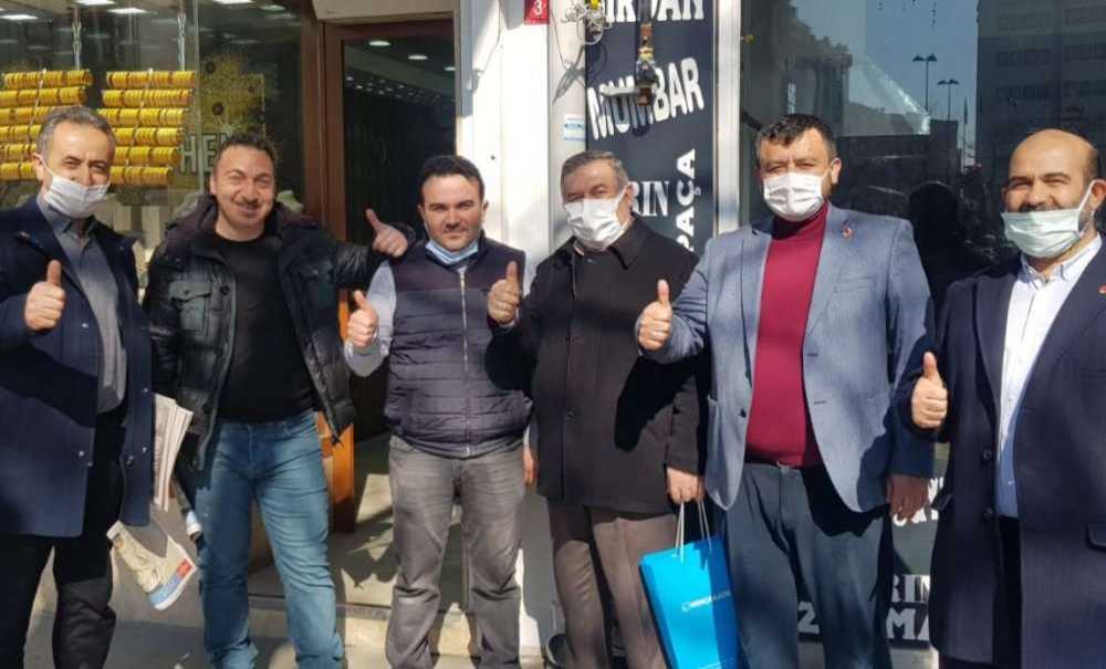 Erbakan Özel Sayısı Çorlu'da İlgi Görüyor