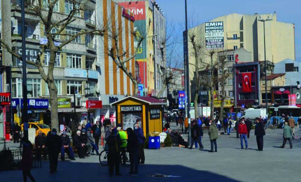 Aman Dikkat Kalabalıklar Artıyor!