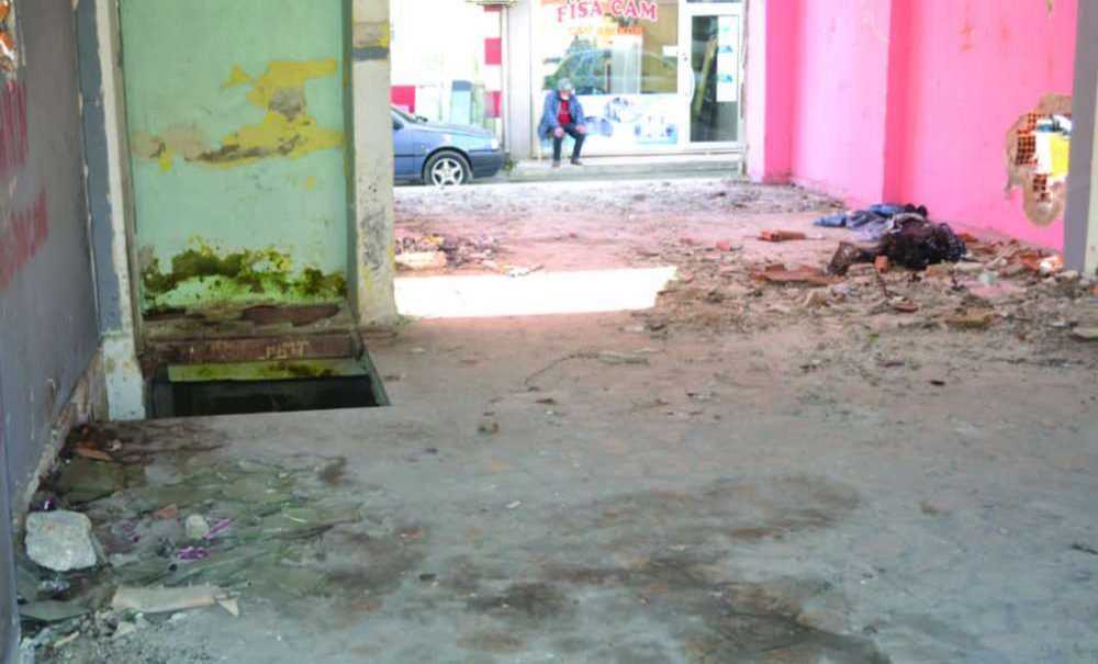 Hayalet Bina Tehlike Saçıyor!!!