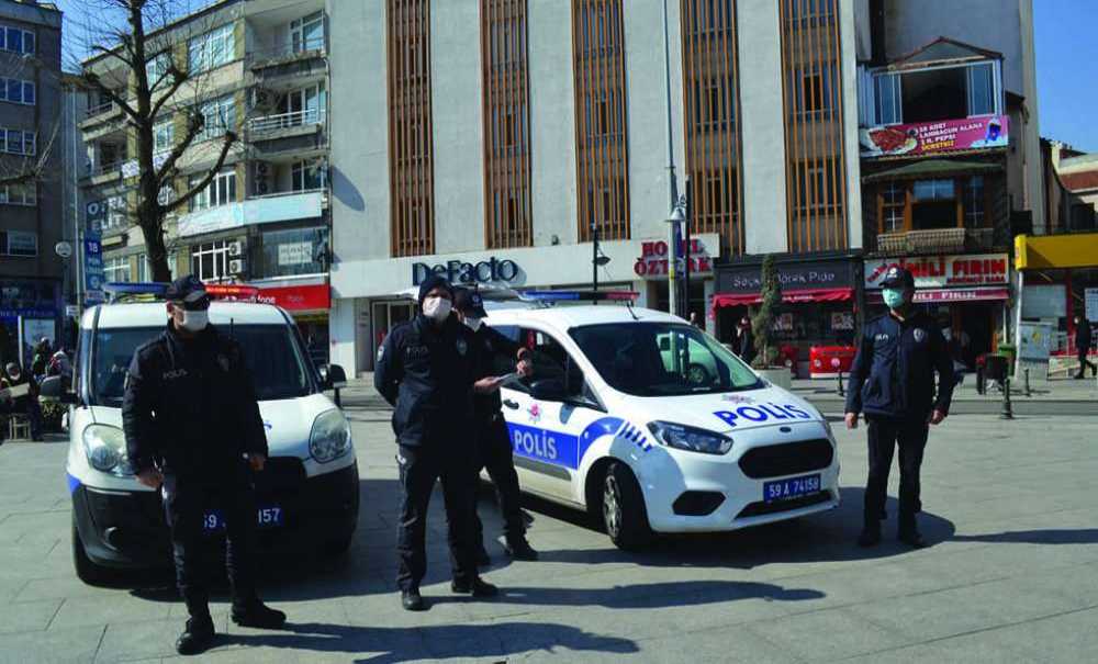 Polis Ekipleri Denetimlerini Sürdürüyor