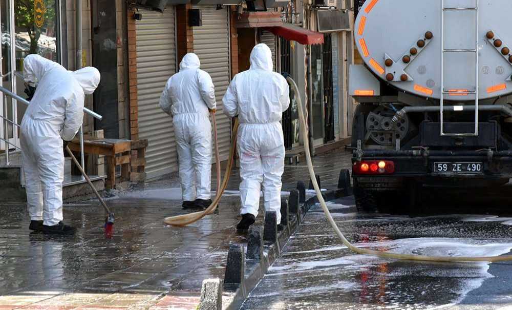 1 Yıldır Korona Virüsle Mücadele Sürüyor