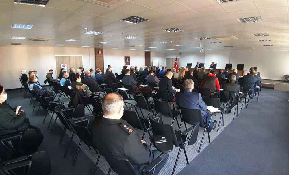 1 Yıldır Korona Virüsle Mücadele Sürüyor