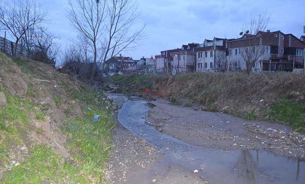 Mahalle Sakinleri Çözüm Bekliyor