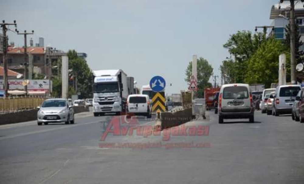 Bir Varmış Bir Yokmuş