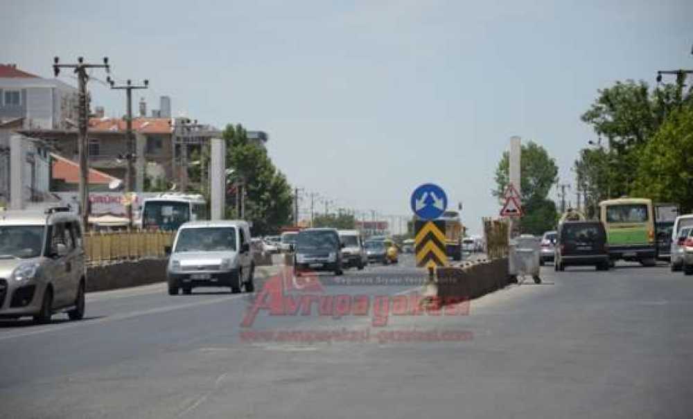 Bir Varmış Bir Yokmuş