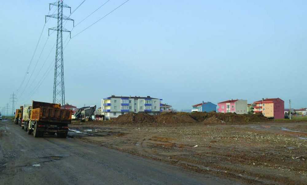 Mahalle Sakinleri Toprağın Kaldırılıp Park Yapılmasını Bekliyor