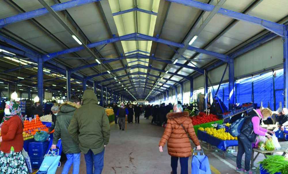 Pazar Yerlerinde Kontrol Elden Bırakılmıyor