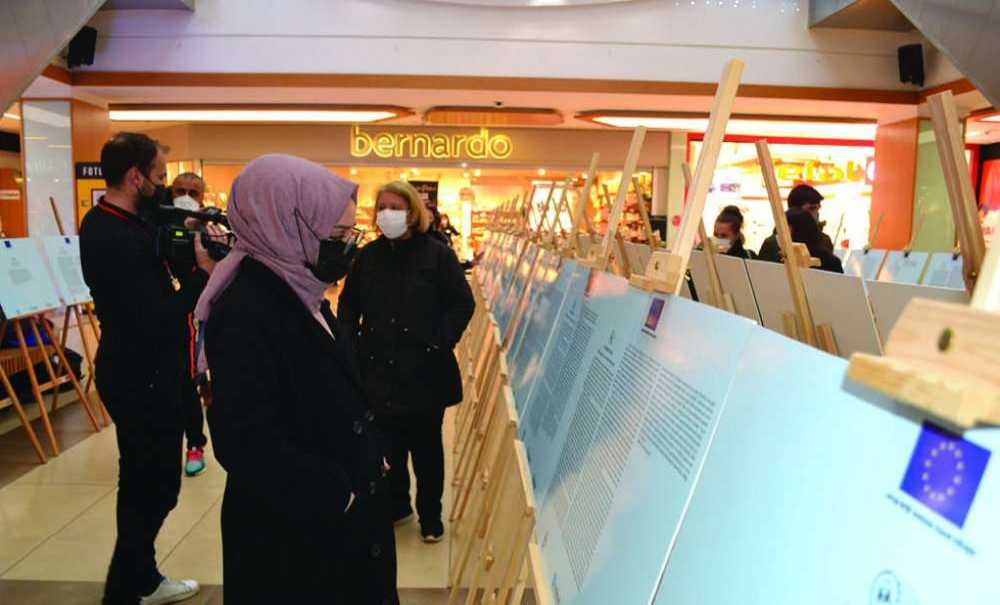 Otizmli Annelerin Yazdığı Mektuplar Sergiye Dönüştü