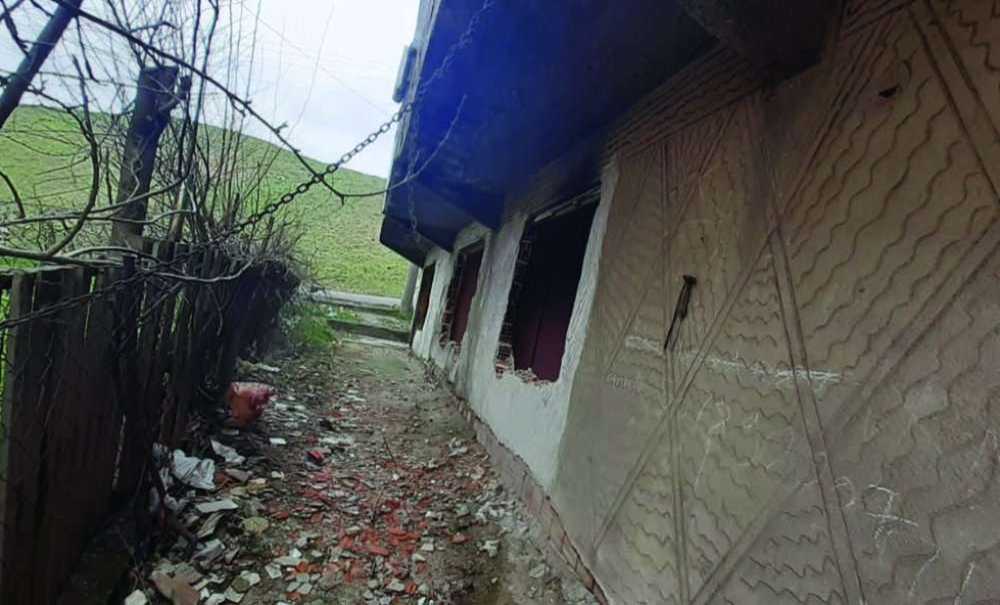 Metruk Bina Tehlike Saçıyor