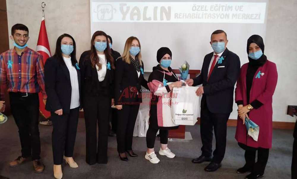 Ak Parti Otizmli Çocuklarla Bir Araya Geldi