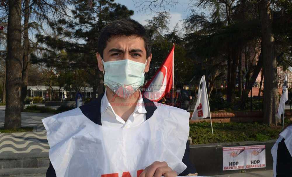 Atatürk Meydanı'na ‘Hdp Kapatılsın' Standı Açıldı