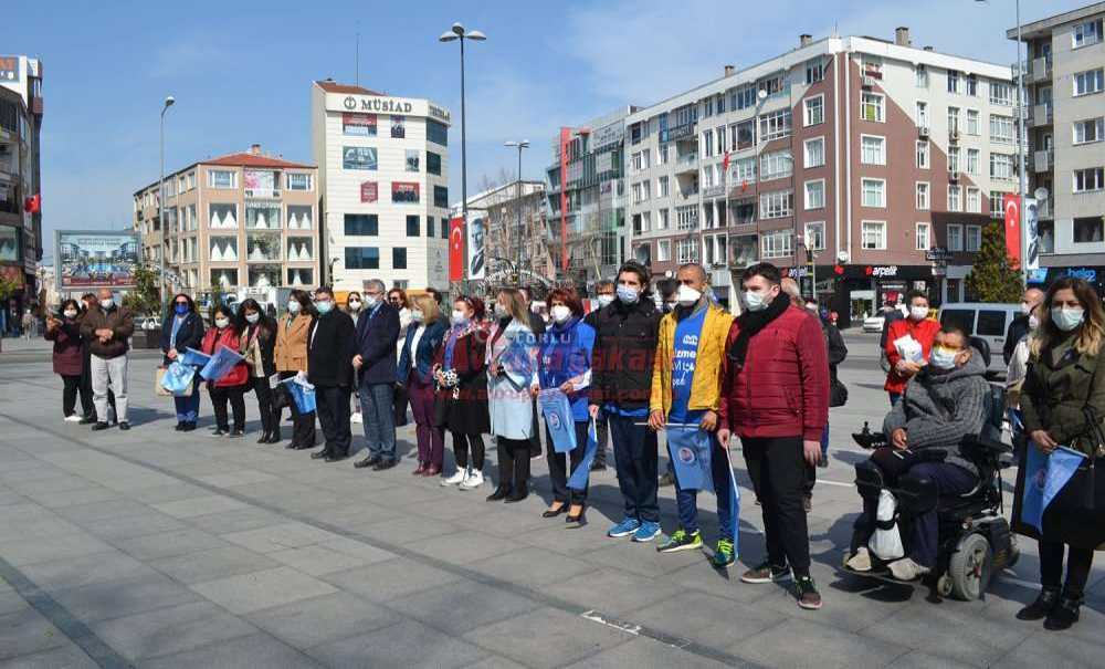 Otizmli Bireylerin Aileleri Böyle Seslendi: Sesimizi Duyan Var Mı?