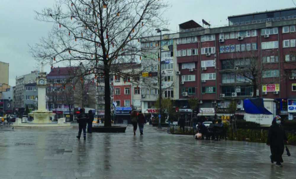 Yağışlı Havalar Hareketliliği Kısıtlıyor