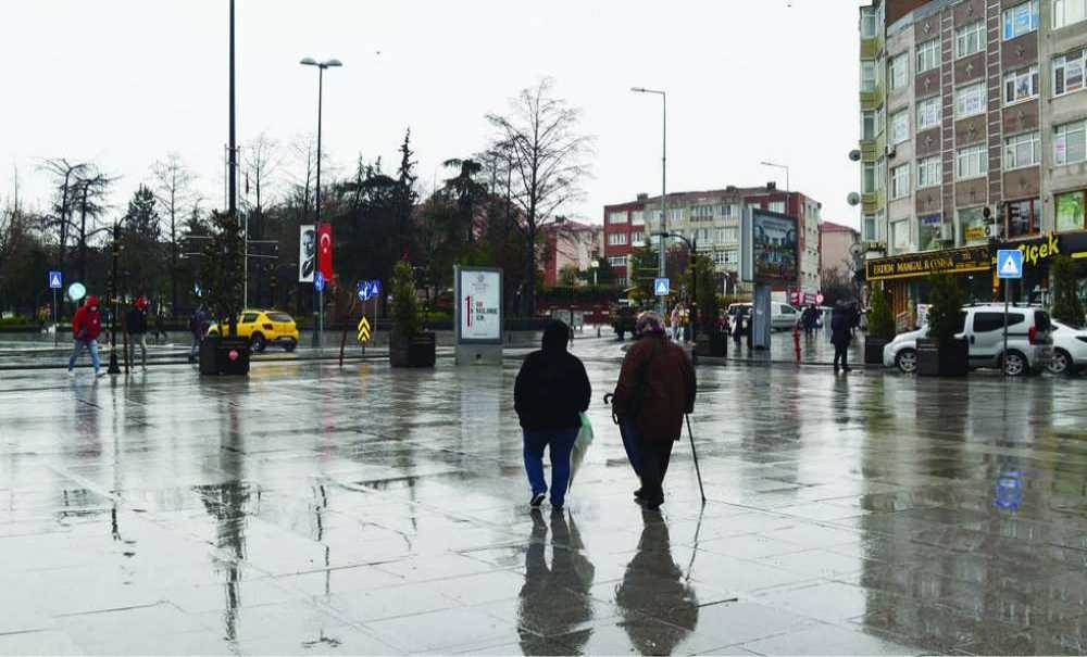 Çorlu Güne Karla Karışık Yağmurla Uyandı