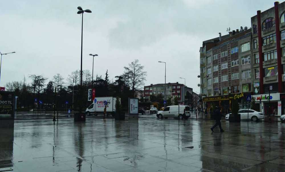 Çorlu Güne Karla Karışık Yağmurla Uyandı