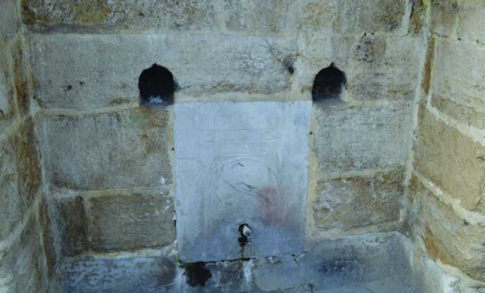 Tarihi Caminin Çeşmesi Atıl Bırakıldı!!!