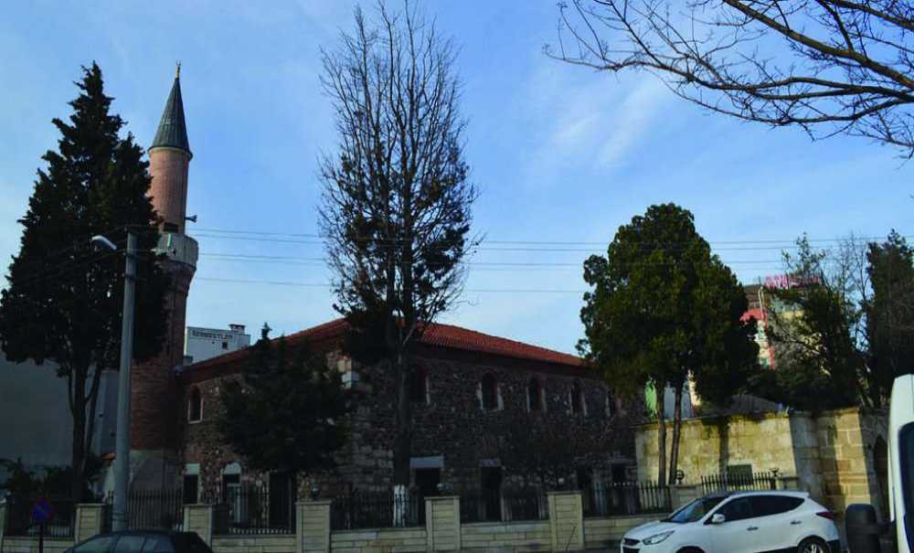 Tarihi Caminin Çeşmesi Atıl Bırakıldı!!!