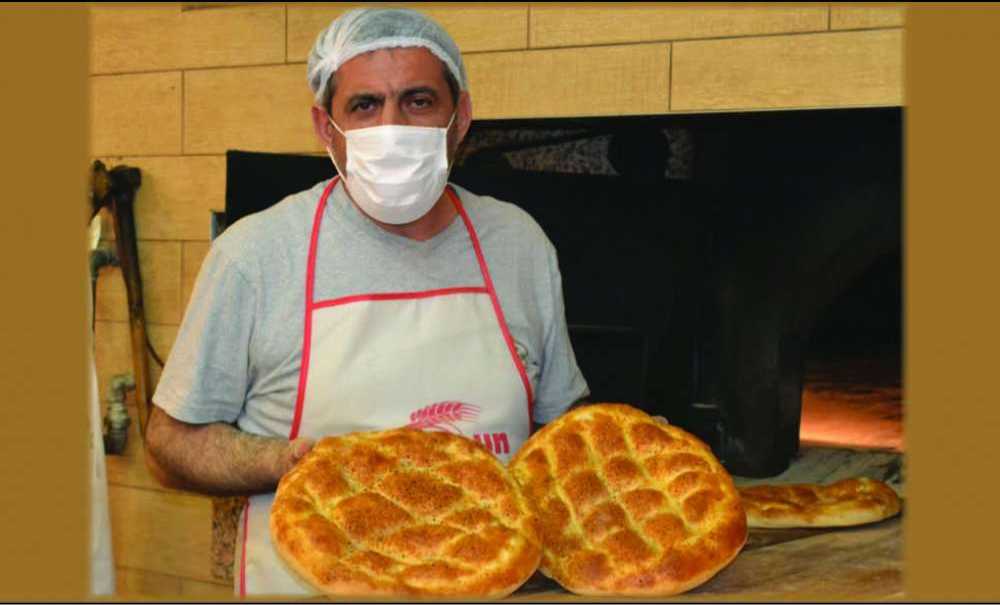 Pideler Pişmeye Başladı