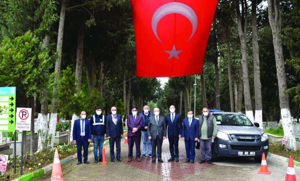 Albayrak, Mezarlıklar Şube Müdürlüğü'nü Ziyaret Etti