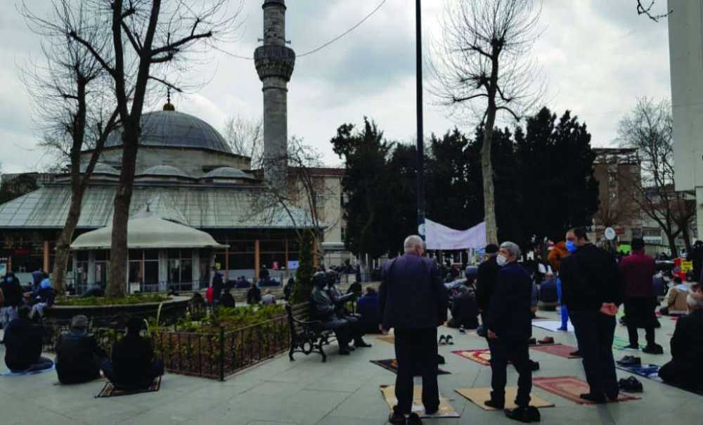 Ramazan Ayı'nın İlk Cuma Namazı Kılındı