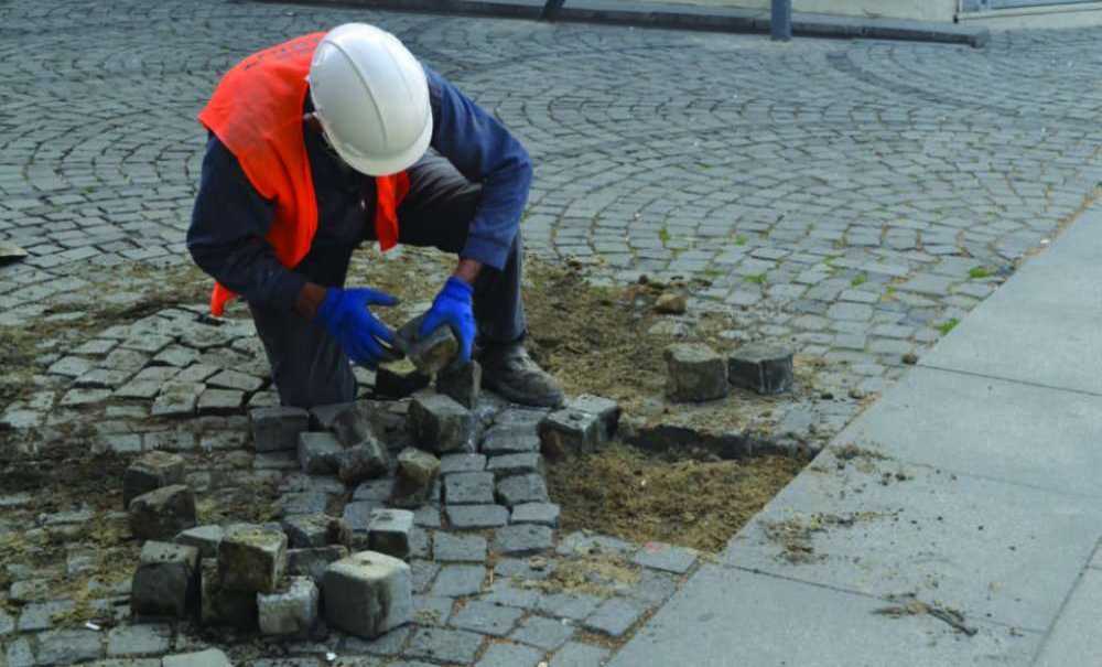 Omurtak Caddesi'ndeki Çalışmalar Hızlı Başladı