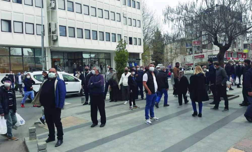 İntihar Olayını İzlemek İçin Korona Virüsü Unuttular!!