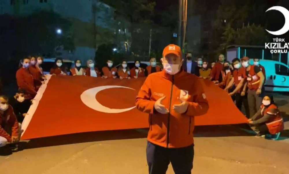 Kızılay Kan Toplamaya Devam Ediyor