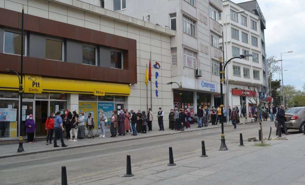 Oluşan Kuyruk, Görenleri Şaşırttı!