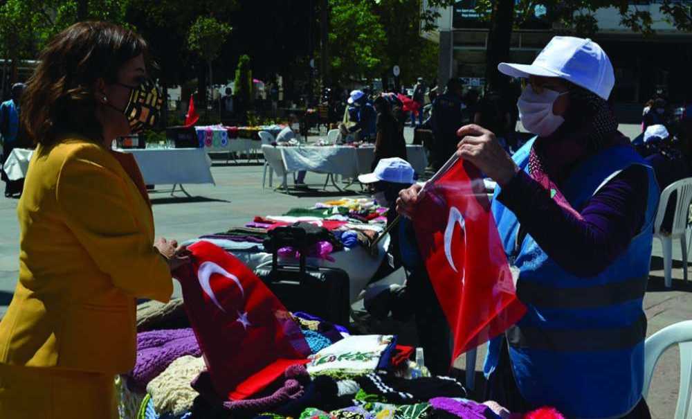 19 Mayıs İçin Hanımeli Çarşısı Kuruldu